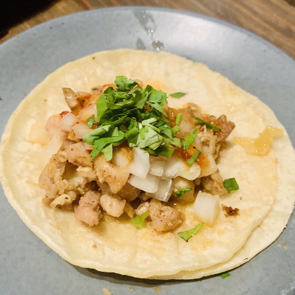 東京 Tacosway Toranomonのカルニタスを元木 哲三さんが0 40kmと辛ジャッジ 辛メーター 東京 Tacosway Toranomonのカルニタスを元木 哲三さんが0 40kmと辛ジャッジ 辛メーター